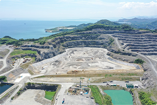 (株)スカラベサクレ